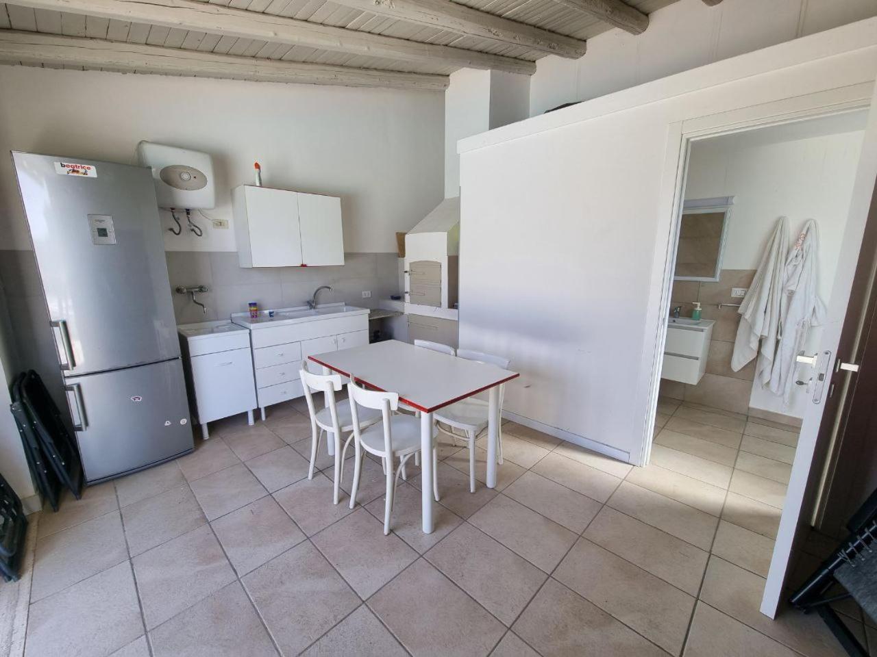Accogliente Villa Con Piscina Caltagirone Exteriör bild