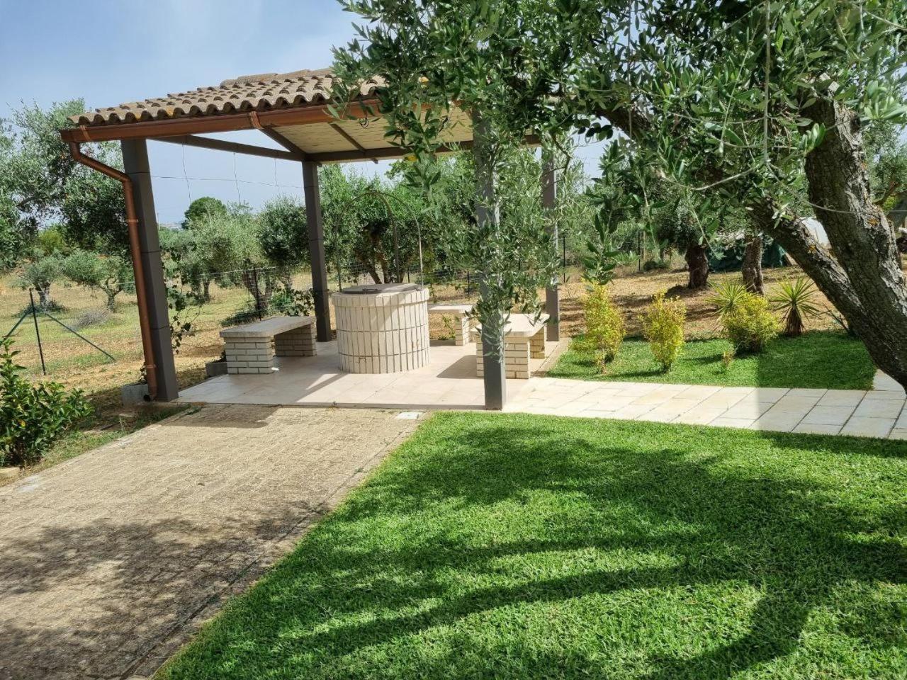 Accogliente Villa Con Piscina Caltagirone Exteriör bild